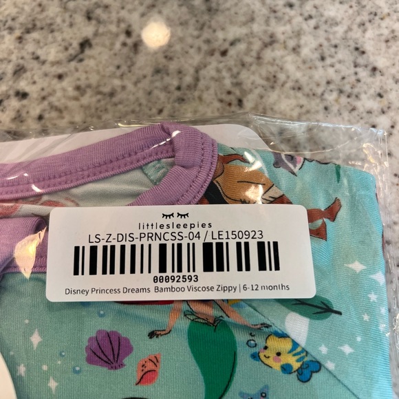 NWT! Little Sleepies x Disney Princess Dreams 6-12 months - Picture 3 of 5